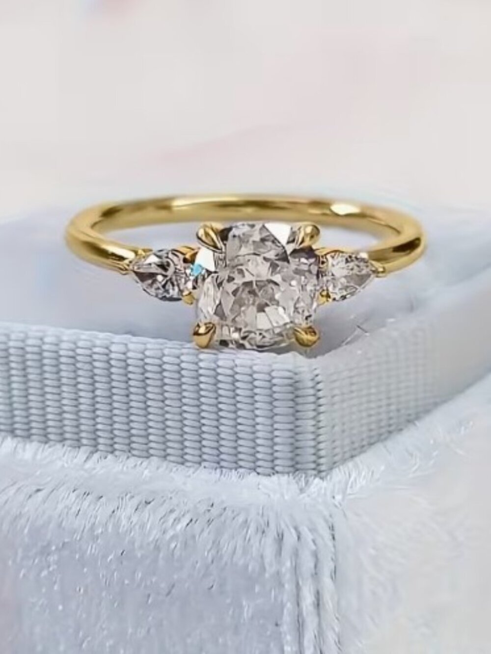 Plated White K Synthetic Zirconia Ring Gold-tone Size 12.5